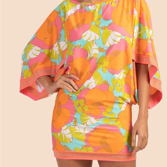 Trina Turk $215 Iconic Floral Dress & Swim CoverUp 🌸 - Picture 4 of 6